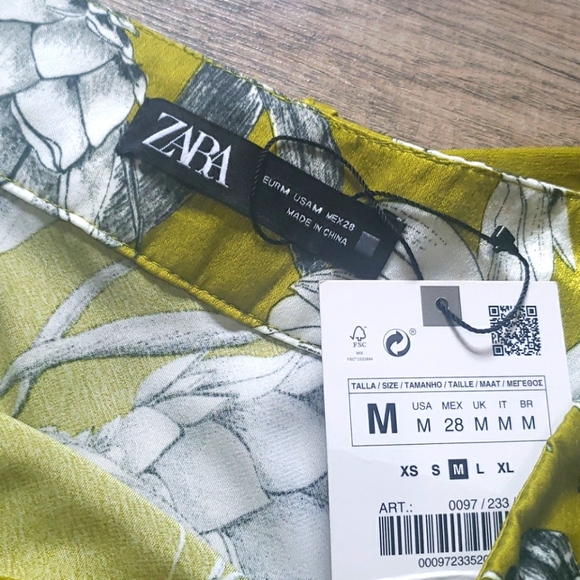 ZARA OLIVE GREEN pencil satin skirt - Picture 10 of 12